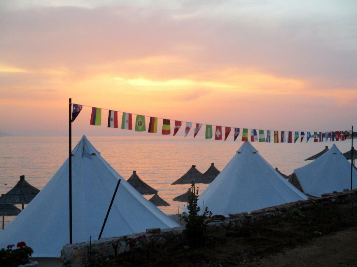 Glamour Camping Paradise Ksamil Hotel Exterior foto